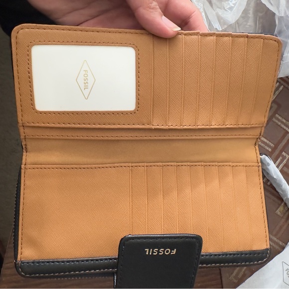 Fossil Wallet - Picture 3 of 3